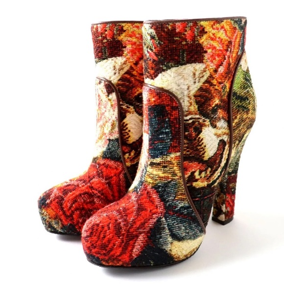 Dolce and Gabbana Boots - Picture 7 of 11